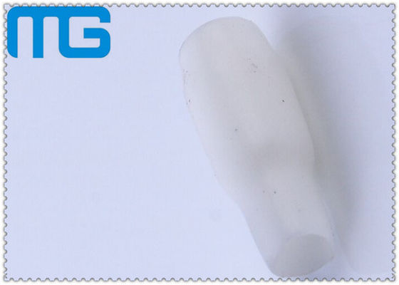 Porcellana I cappucci protettivi molli del cavo del PVC hanno isolato la lunghezza di bianco 13mm dei connettori V1.25 fornitore